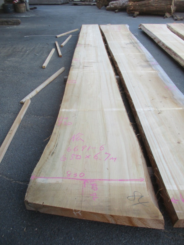 檜（ヒノキ）　一枚板