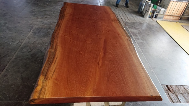 サペリ　一枚板