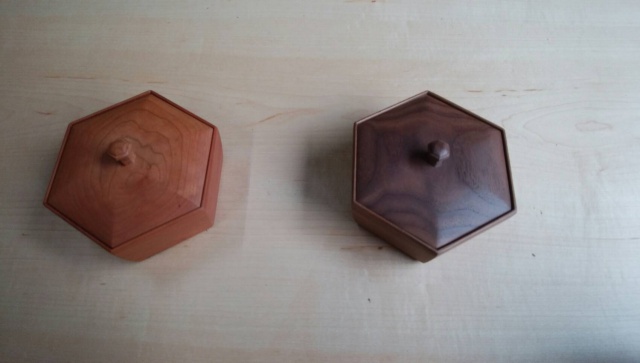 ウォールナット　チェリー　無垢材