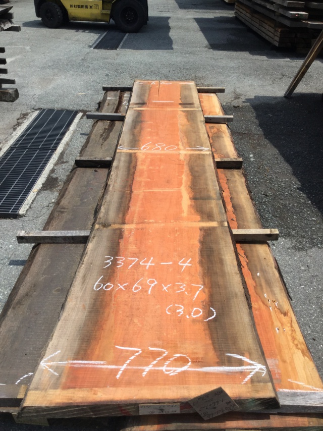 モンキーポッド　一枚板