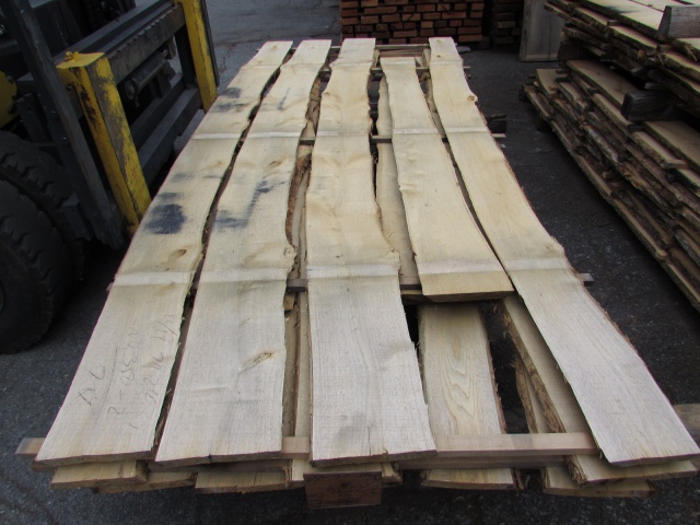 栗（クリ）　無垢材