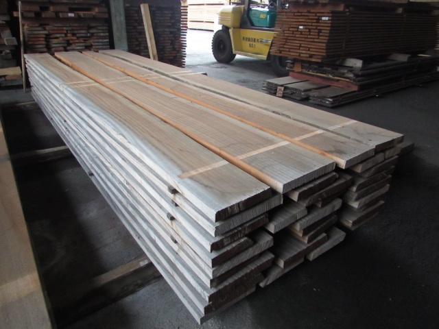 サペリ　無垢材