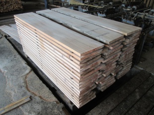 レッドセラヤ　無垢材