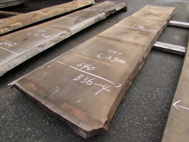 ウォールナット　一枚板