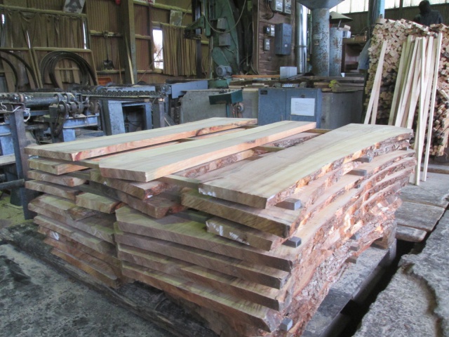 楠（クス）　無垢材