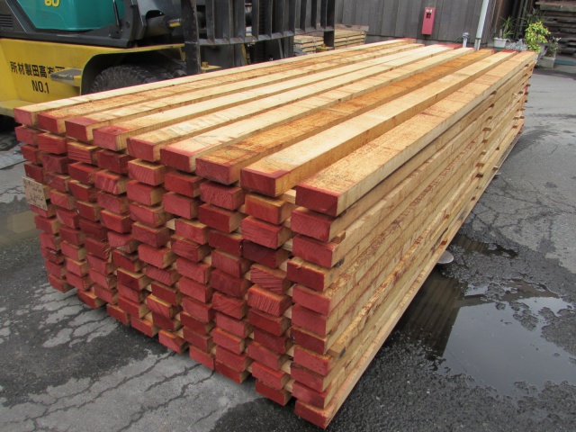 米檜葉（ベイヒバ）　無垢材