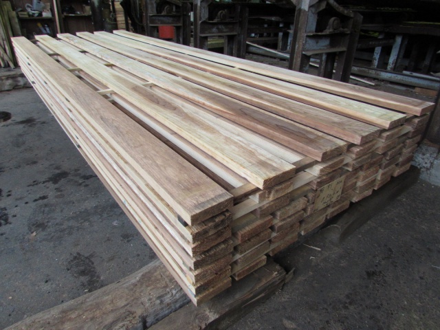 杉（スギ）　無垢材