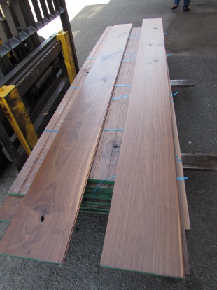 ウォールナット　無垢材　フローリング