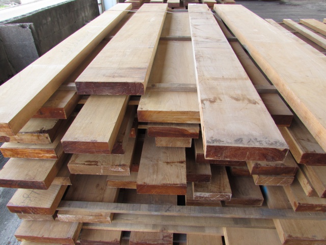 チーク　無垢材