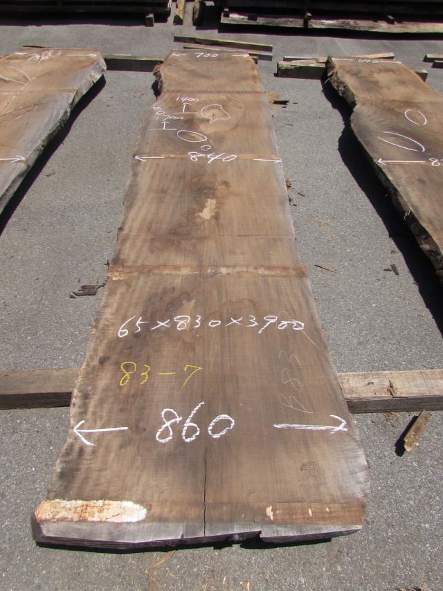 ウォールナット　一枚板