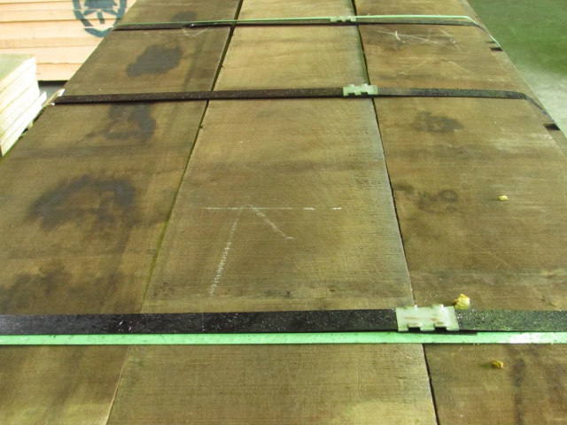 ウォールナット　無垢材