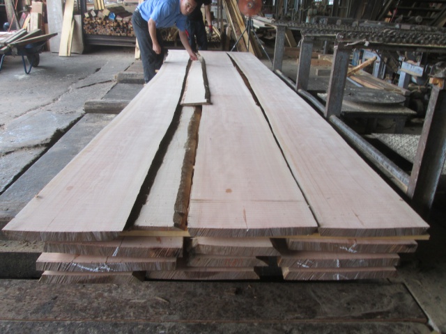 水目（ミズメ）　無垢材