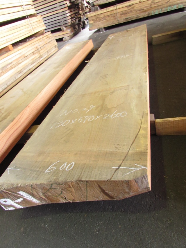 栴檀（センダン）　一枚板