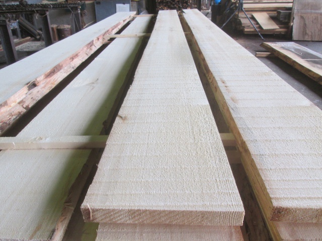 ホワイトスプルース　無垢材