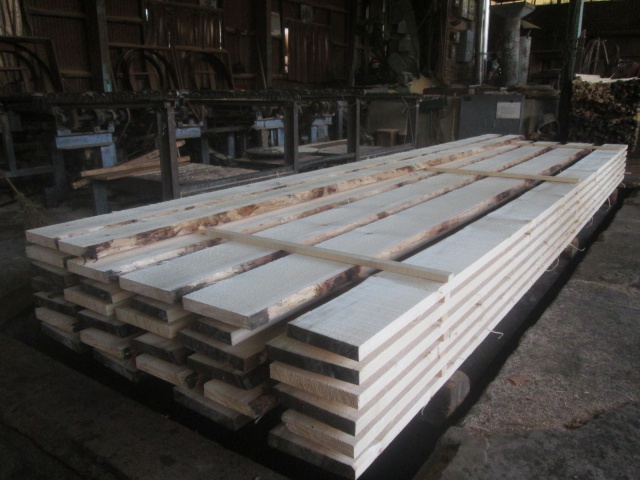 ホワイトスプルース　無垢材