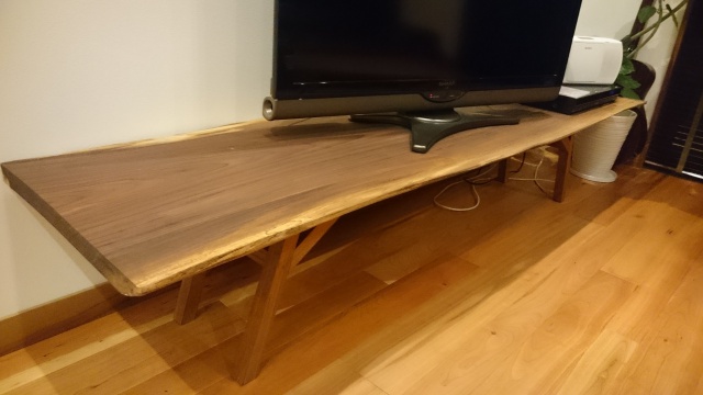 ウォールナット　一枚板