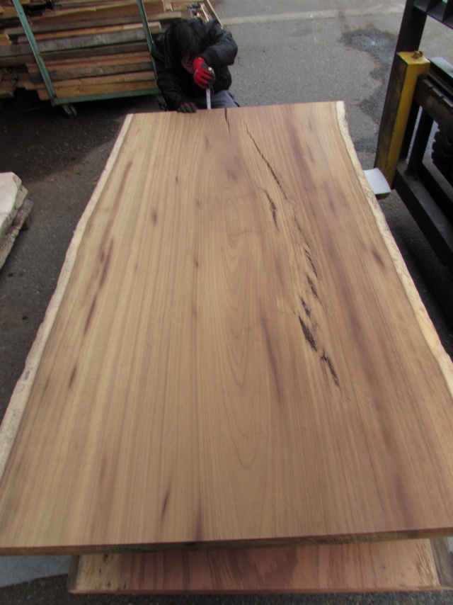 イロコ　一枚板