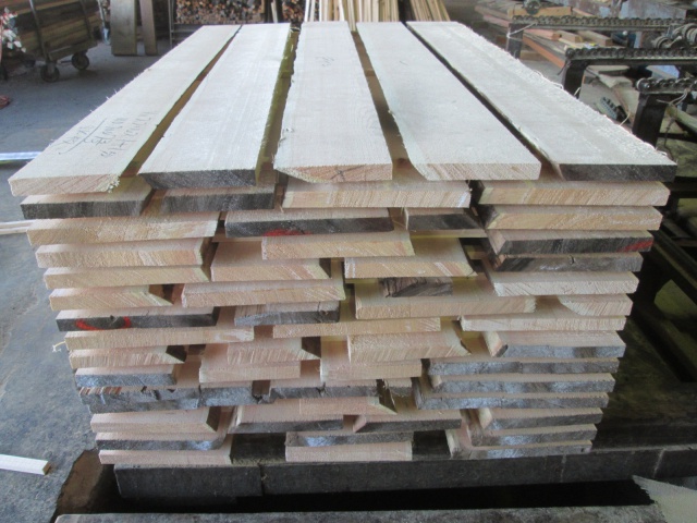 杉（スギ）　無垢材