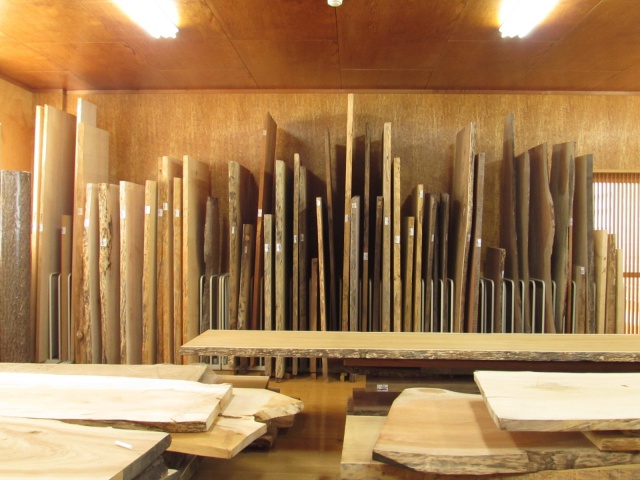 行者杉（ギョウジャスギ）　無垢材