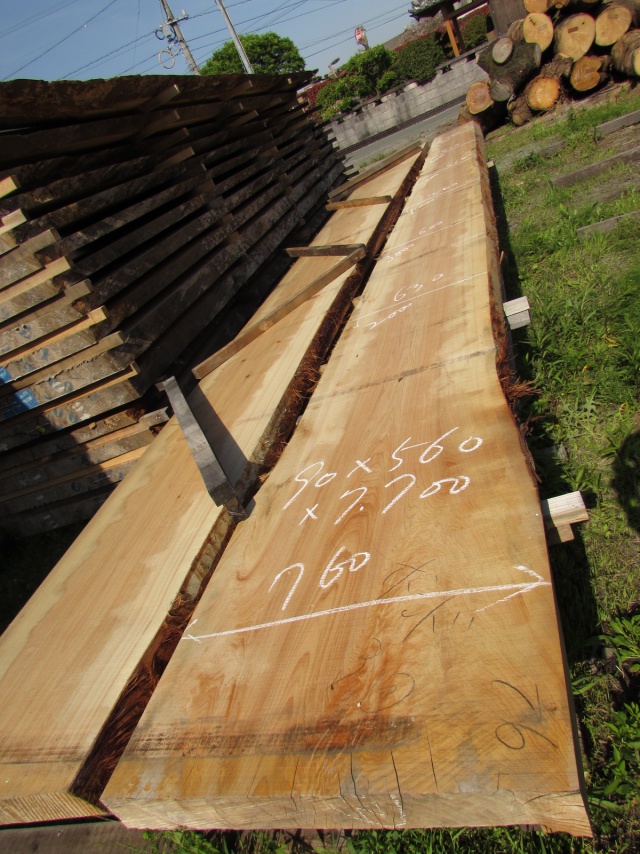 檜（ヒノキ）　無垢材