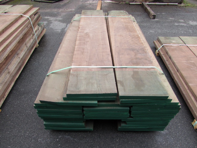 ウォールナット　無垢材