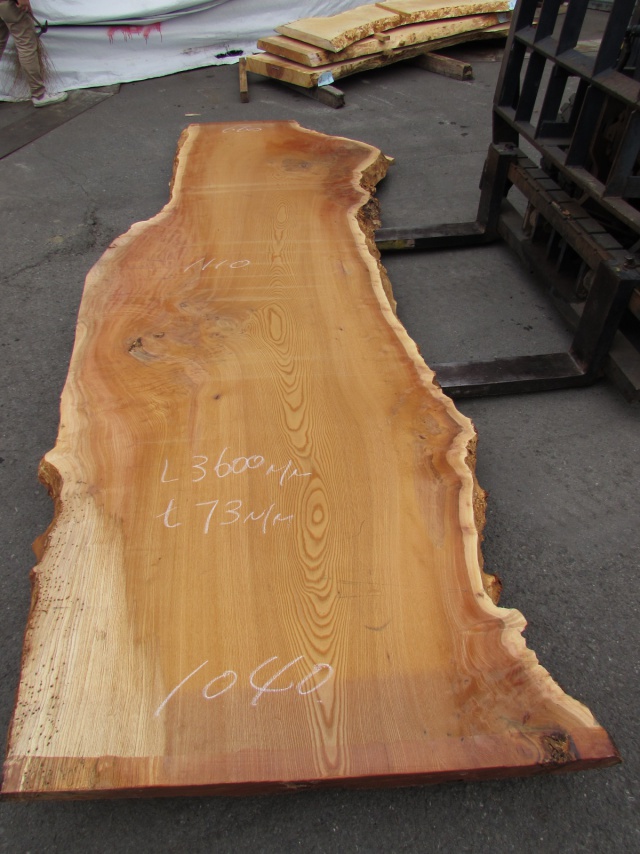 欅（ケヤキ）　一枚板