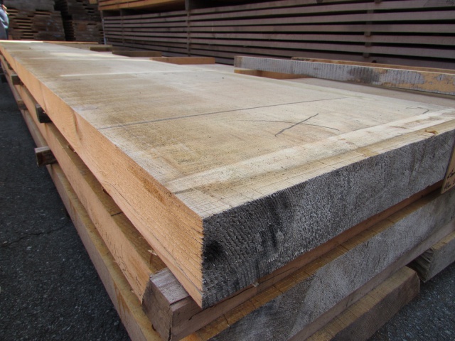 スプルース　無垢材