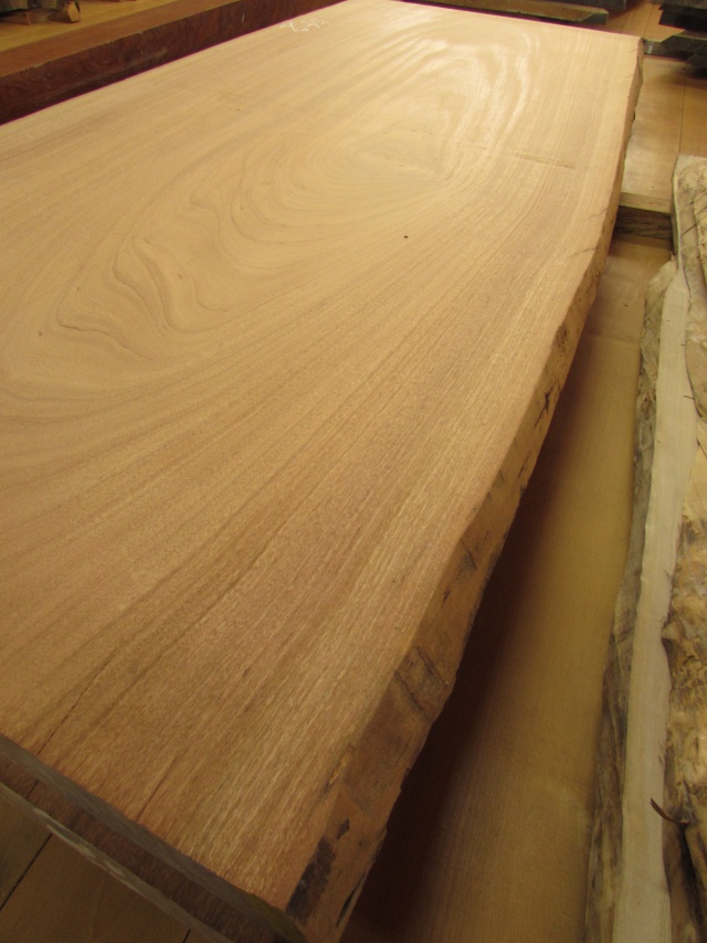 アフリカンマホガニー　一枚板