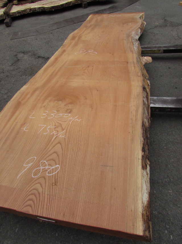 欅（ケヤキ）　一枚板