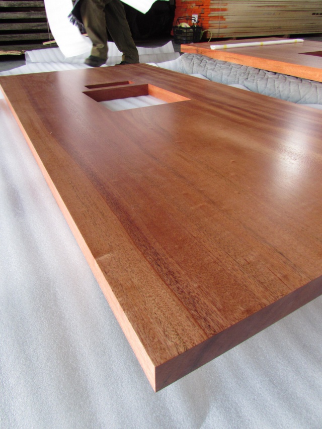 アフリカンマホガニー　一枚板