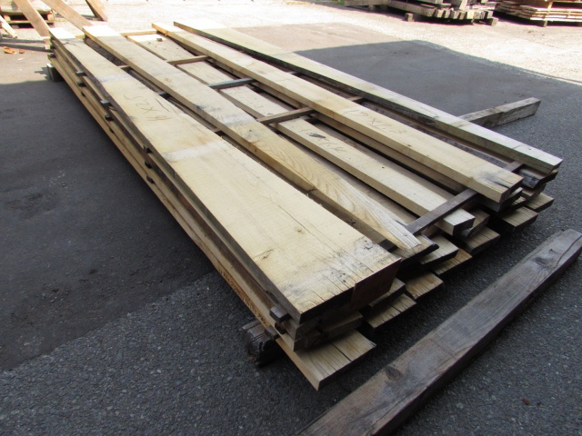 栗（クリ） 無垢材