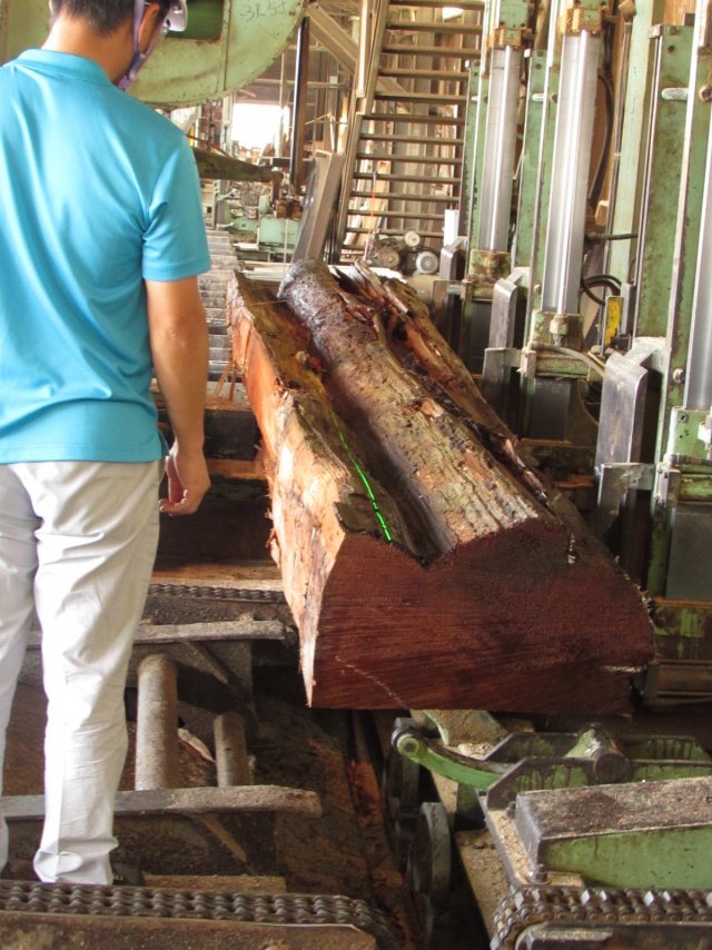 楢（ナラ）　無垢材