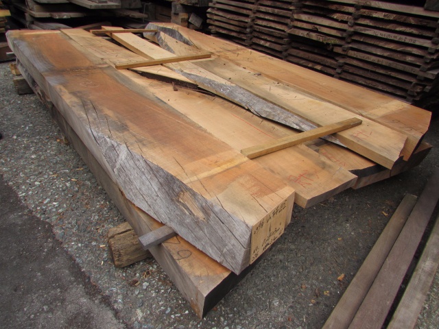 山桜（ヤマザクラ）　無垢材