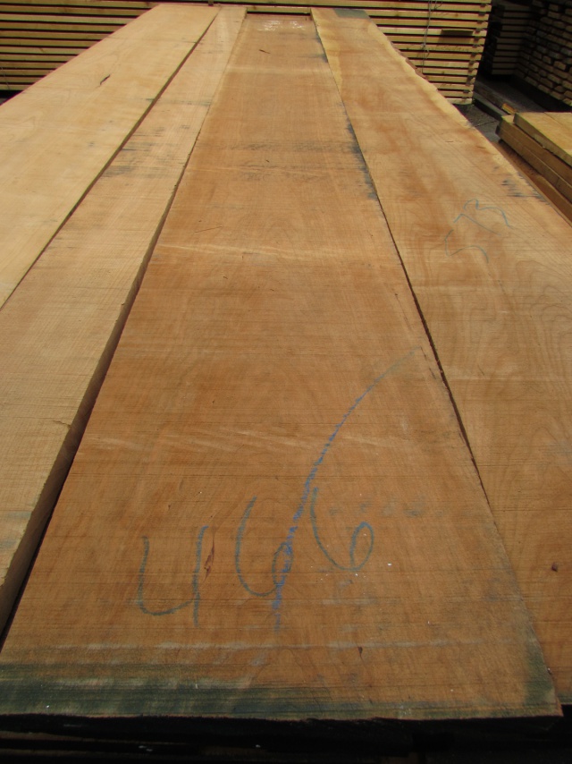 チェリー　無垢材