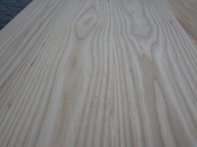 ホワイトアッシュ　無垢材