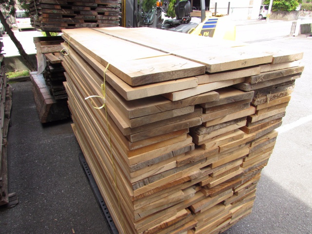 米檜（ベイヒ）　無垢材