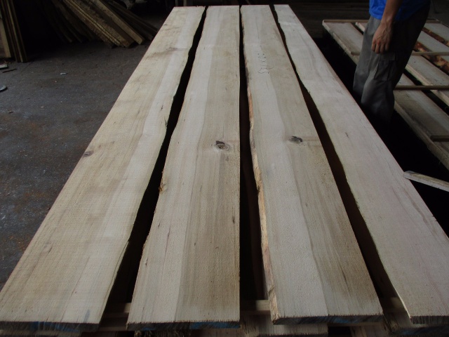 バルサム　無垢材