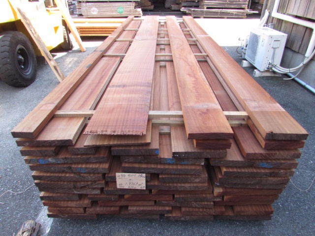 サペリ　無垢材