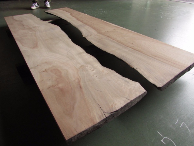 楠（クス）　無垢材