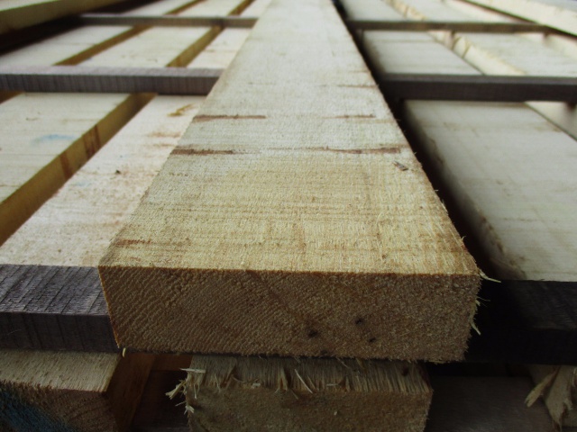 米檜葉（ベイヒバ）　無垢材