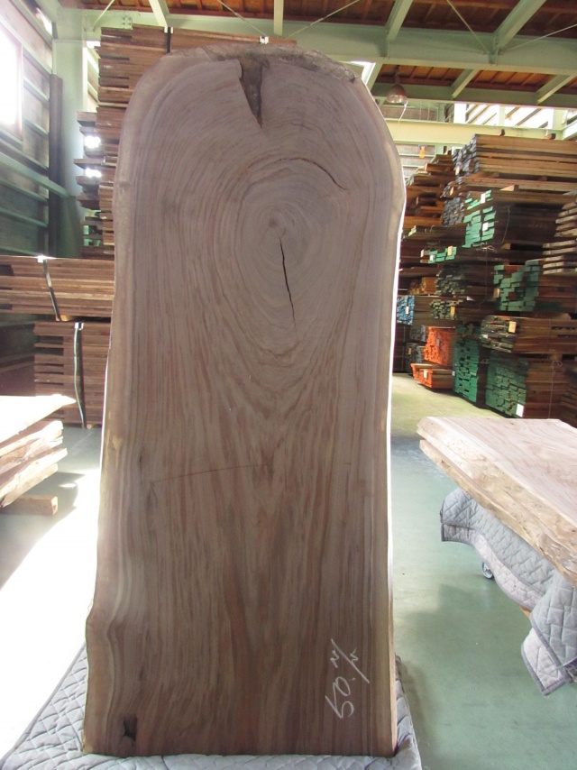 ウォールナット　一枚板