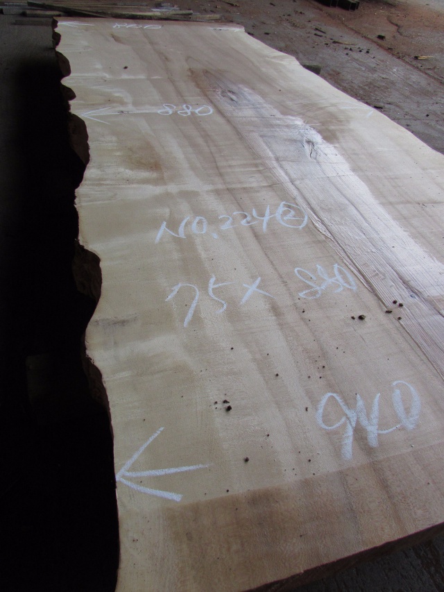 ヨーロピアンメープル　一枚板