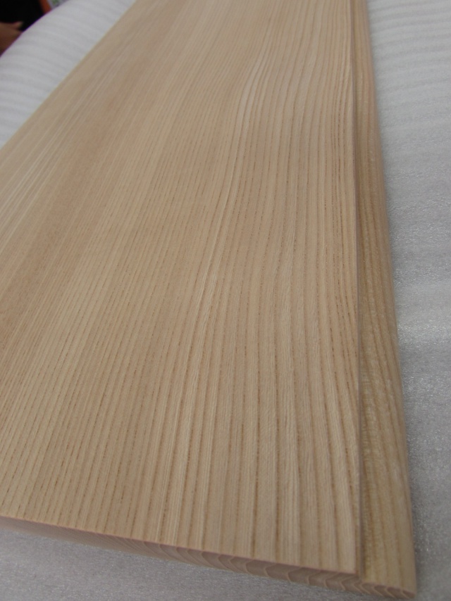 栓（セン）　無垢材