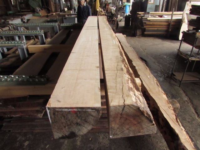 チェリー　無垢材