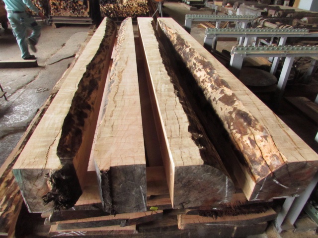 チェリー　無垢材