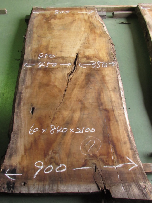 モンキーポッド　一枚板