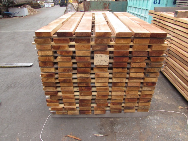 米杉（ベイスギ）　無垢材