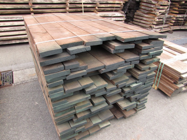 ウォールナット　無垢材