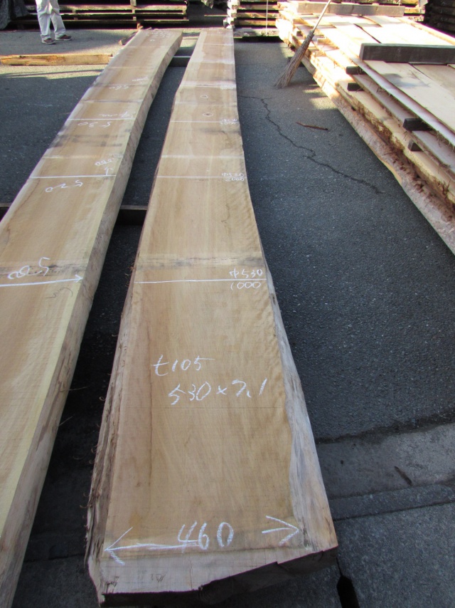 檜（ヒノキ）　一枚板