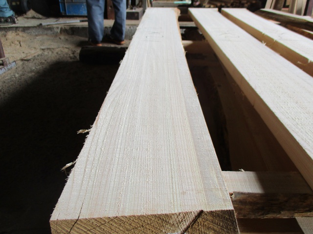 檜（ヒノキ）　無垢材